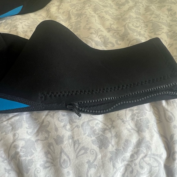 O’NEILL REACTOR II KIDS SIZE 14 scuba suit - Picture 5 of 6